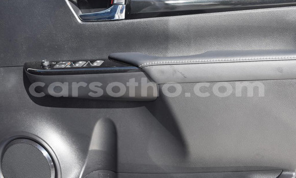 Buy Used Toyota Hilux Green Car in Maputsoe in Leribe Buy Used Toyota Hilux Green Car in Maputsoe in Leribe