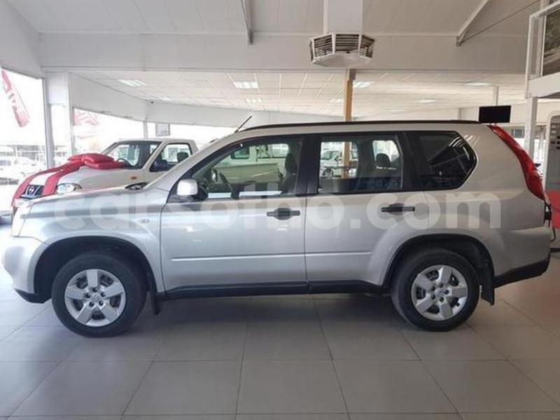 Big with watermark nissan x%e2%80%93trail leribe maputsoe 14432