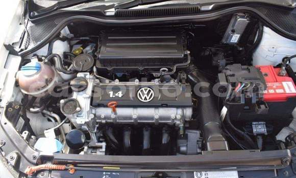 Buy Used Volkswagen Polo White Car in Hlotse in Leribe Buy Used Volkswagen Polo White Car in Hlotse in Leribe