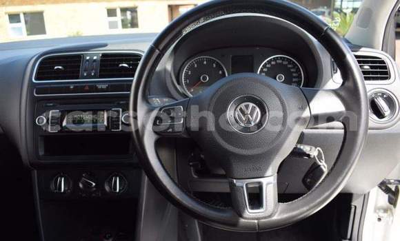 Buy Used Volkswagen Polo White Car in Hlotse in Leribe Buy Used Volkswagen Polo White Car in Hlotse in Leribe