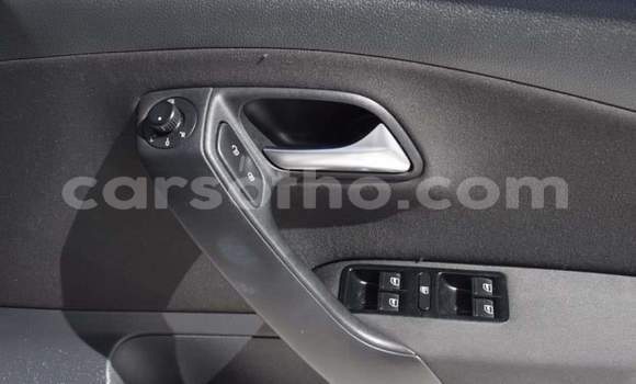 Buy Used Volkswagen Polo White Car in Hlotse in Leribe Buy Used Volkswagen Polo White Car in Hlotse in Leribe