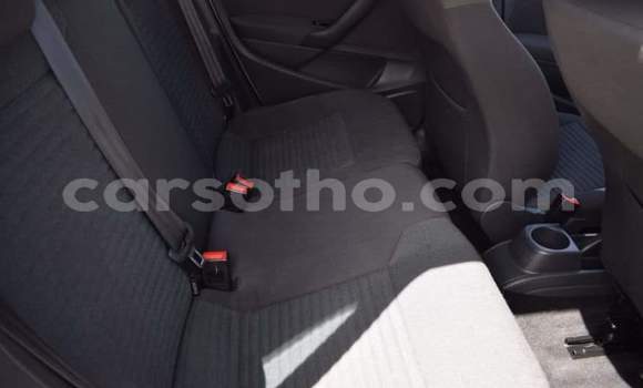 Buy Used Volkswagen Polo White Car in Hlotse in Leribe Buy Used Volkswagen Polo White Car in Hlotse in Leribe