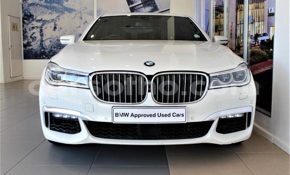 Acheter Occasion Voiture BMW 7er Blanc à Maseru, Maseru Acheter Occasion Voiture BMW 7er Blanc à Maseru, Maseru