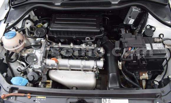 Buy Used Volkswagen Polo White Car in Hlotse in Leribe Buy Used Volkswagen Polo White Car in Hlotse in Leribe