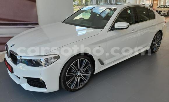 Acheter Occasion Voiture BMW 5–Series Blanc à Maseru, Maseru Acheter Occasion Voiture BMW 5–Series Blanc à Maseru, Maseru