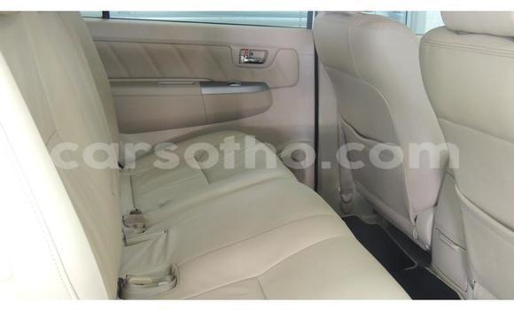 اشتري مستعمل Toyota Fortuner White سيارة في Butha Buthe في Butha-Buthe اشتري مستعمل Toyota Fortuner White سيارة في Butha Buthe في Butha-Buthe