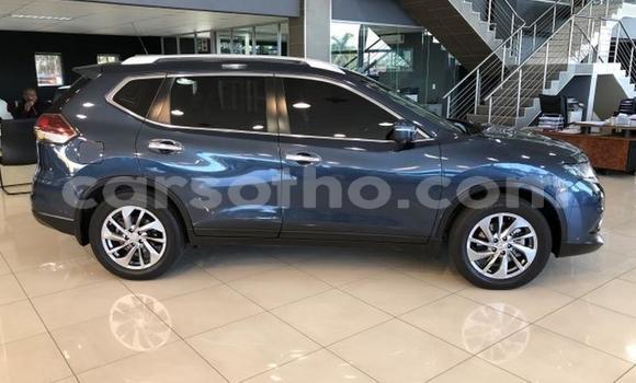 Sayi Na hannu Nissan X–Trail Blue Mota in Maseru a Maseru Sayi Na hannu Nissan X–Trail Blue Mota in Maseru a Maseru
