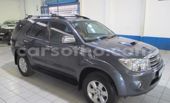 Buy Used Toyota Fortuner Black Car in Maseru in Maseru Buy Used Toyota Fortuner Black Car in Maseru in Maseru
