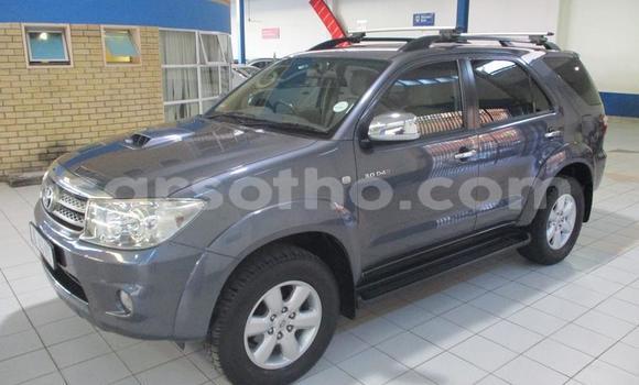Buy Used Toyota Fortuner Black Car in Maseru in Maseru Buy Used Toyota Fortuner Black Car in Maseru in Maseru