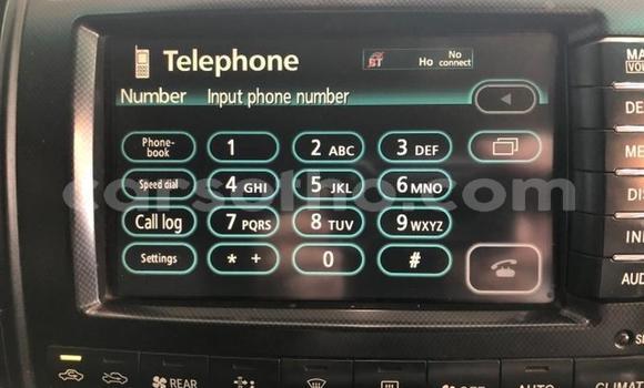 اشتري مستعمل Toyota Land Cruiser Silver سيارة في Maseru في Maseru اشتري مستعمل Toyota Land Cruiser Silver سيارة في Maseru في Maseru