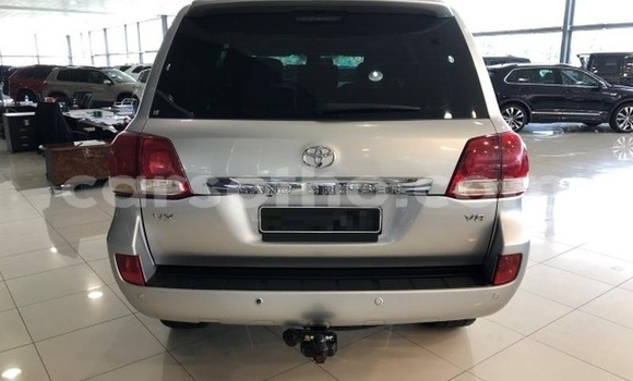 اشتري مستعمل Toyota Land Cruiser Silver سيارة في Maseru في Maseru اشتري مستعمل Toyota Land Cruiser Silver سيارة في Maseru في Maseru