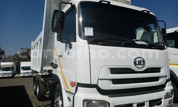 Acheter Occasion Voiture Nissan 280ZX Blanc à Maseru, Maseru Acheter Occasion Voiture Nissan 280ZX Blanc à Maseru, Maseru