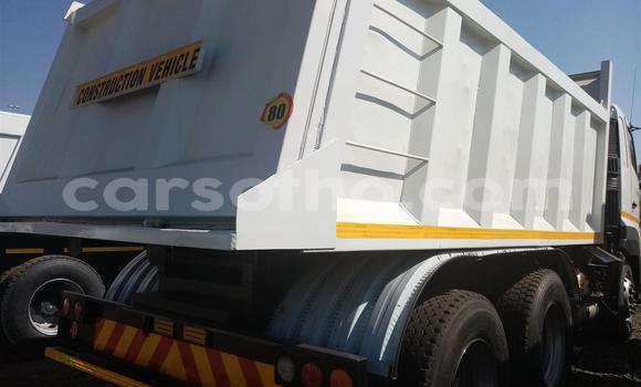 Acheter Occasion Voiture Nissan 280ZX Blanc à Maseru, Maseru Acheter Occasion Voiture Nissan 280ZX Blanc à Maseru, Maseru