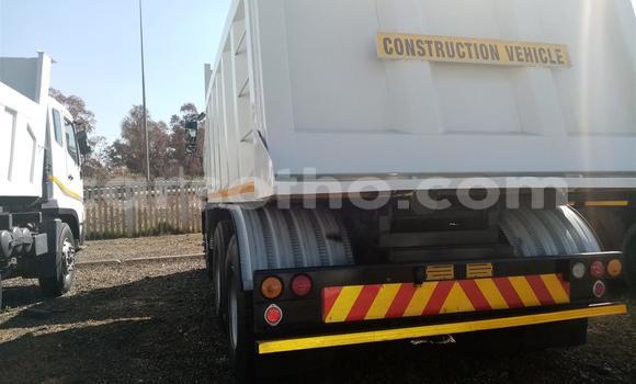 Acheter Occasion Voiture Nissan 280ZX Blanc à Maseru, Maseru Acheter Occasion Voiture Nissan 280ZX Blanc à Maseru, Maseru