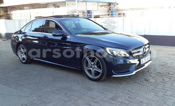 Acheter Occasion Voiture Mercedes-Benz C-klasse AMG Bleu à Butha–Buthe, Thaba-Tseka Acheter Occasion Voiture Mercedes-Benz C-klasse AMG Bleu à Butha–Buthe, Thaba-Tseka
