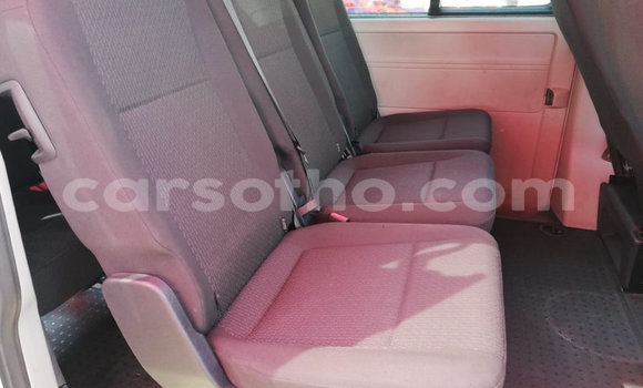 اشتري مستعمل Volkswagen Caravelle White سيارة في Butha–Buthe في Thaba-Tseka اشتري مستعمل Volkswagen Caravelle White سيارة في Butha–Buthe في Thaba-Tseka