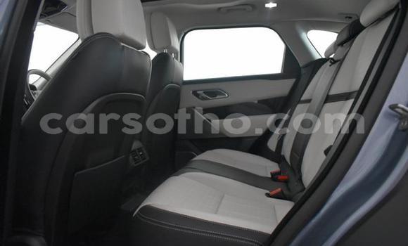 Sayi Na hannu Land Rover Range Rover Velar Blue Mota in Maseru a Maseru Sayi Na hannu Land Rover Range Rover Velar Blue Mota in Maseru a Maseru