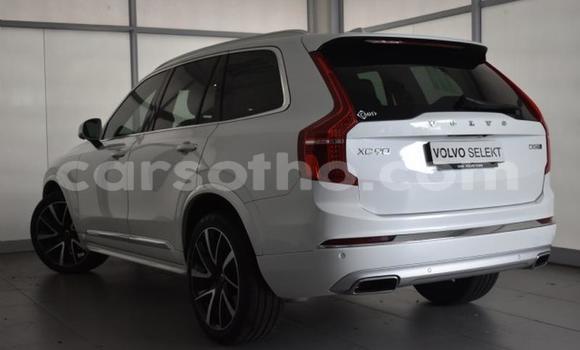 Acheter Occasion Voiture Volvo XC90 Blanc à Maseru, Maseru Acheter Occasion Voiture Volvo XC90 Blanc à Maseru, Maseru