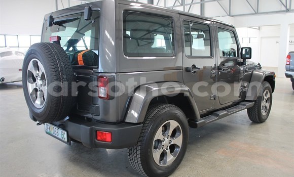 Sayi Na hannu Jeep Wrangler Black Mota in Roma a Maseru Sayi Na hannu Jeep Wrangler Black Mota in Roma a Maseru
