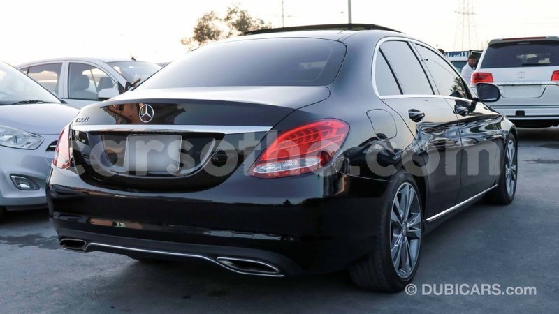 Big with watermark mercedes benz 190 maseru import dubai 14513