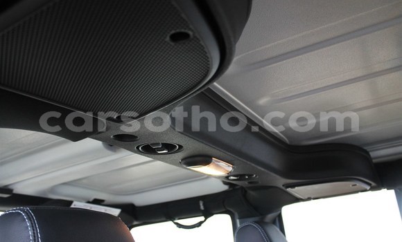 Sayi Na hannu Jeep Wrangler Black Mota in Roma a Maseru Sayi Na hannu Jeep Wrangler Black Mota in Roma a Maseru