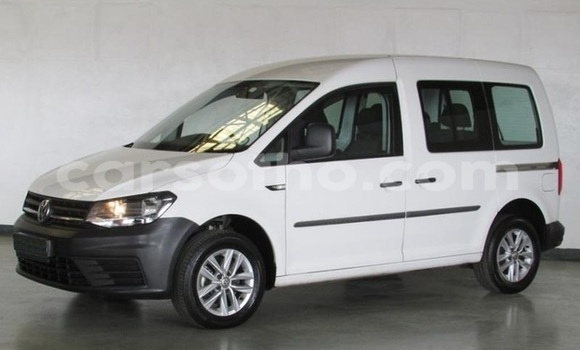اشتري مستعمل Volkswagen Caddy White سيارة في Thaba–Tseka في Mafeteng اشتري مستعمل Volkswagen Caddy White سيارة في Thaba–Tseka في Mafeteng