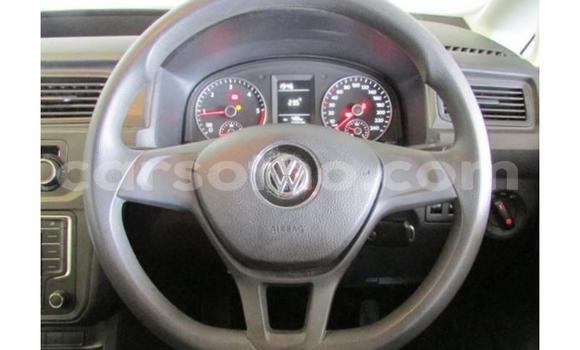 اشتري مستعمل Volkswagen Caddy White سيارة في Thaba–Tseka في Mafeteng اشتري مستعمل Volkswagen Caddy White سيارة في Thaba–Tseka في Mafeteng