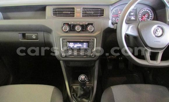 اشتري مستعمل Volkswagen Caddy White سيارة في Thaba–Tseka في Mafeteng اشتري مستعمل Volkswagen Caddy White سيارة في Thaba–Tseka في Mafeteng