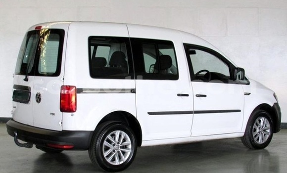 اشتري مستعمل Volkswagen Caddy White سيارة في Thaba–Tseka في Mafeteng اشتري مستعمل Volkswagen Caddy White سيارة في Thaba–Tseka في Mafeteng