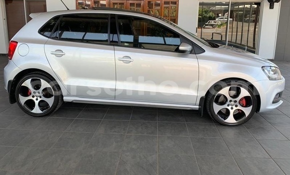 Acheter Occasion Voiture Volkswagen Polo GTI Gris à Hlotse, Leribe Acheter Occasion Voiture Volkswagen Polo GTI Gris à Hlotse, Leribe