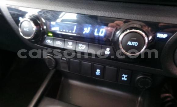 Buy Used Toyota Hilux White Car in Roma in Maseru Buy Used Toyota Hilux White Car in Roma in Maseru