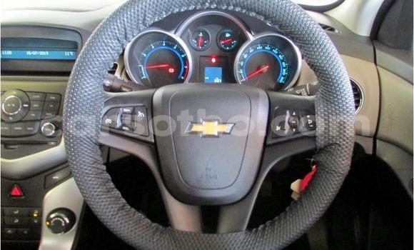 Sayi Na hannu Chevrolet Cruze White Mota in Thaba–Tseka a Mafeteng Sayi Na hannu Chevrolet Cruze White Mota in Thaba–Tseka a Mafeteng