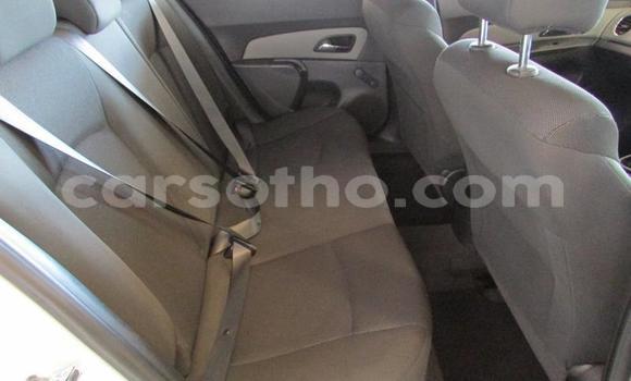 Sayi Na hannu Chevrolet Cruze White Mota in Thaba–Tseka a Mafeteng Sayi Na hannu Chevrolet Cruze White Mota in Thaba–Tseka a Mafeteng