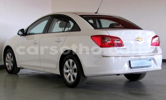Sayi Na hannu Chevrolet Cruze White Mota in Thaba–Tseka a Mafeteng Sayi Na hannu Chevrolet Cruze White Mota in Thaba–Tseka a Mafeteng