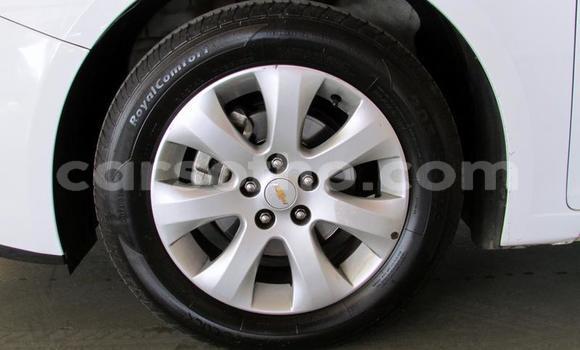 Sayi Na hannu Chevrolet Cruze White Mota in Thaba–Tseka a Mafeteng Sayi Na hannu Chevrolet Cruze White Mota in Thaba–Tseka a Mafeteng