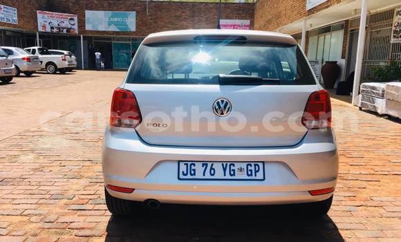 Sayi Na hannu Volkswagen Polo Silver Mota in Butha–Buthe a Thaba-Tseka Sayi Na hannu Volkswagen Polo Silver Mota in Butha–Buthe a Thaba-Tseka