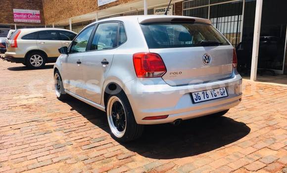 Sayi Na hannu Volkswagen Polo Silver Mota in Butha–Buthe a Thaba-Tseka Sayi Na hannu Volkswagen Polo Silver Mota in Butha–Buthe a Thaba-Tseka