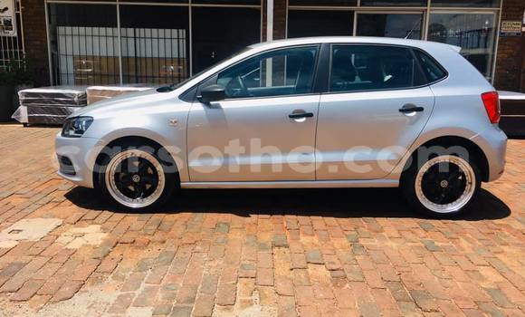 Sayi Na hannu Volkswagen Polo Silver Mota in Butha–Buthe a Thaba-Tseka Sayi Na hannu Volkswagen Polo Silver Mota in Butha–Buthe a Thaba-Tseka