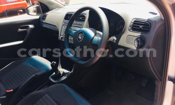 Sayi Na hannu Volkswagen Polo Silver Mota in Butha–Buthe a Thaba-Tseka Sayi Na hannu Volkswagen Polo Silver Mota in Butha–Buthe a Thaba-Tseka