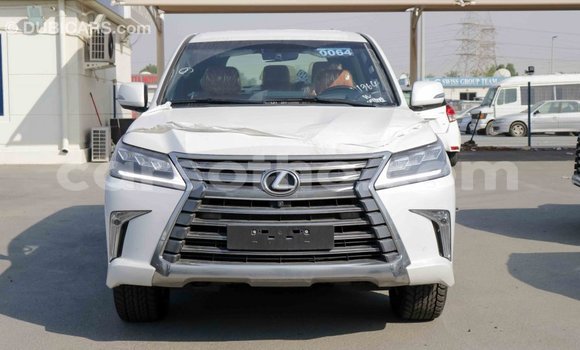 اشتري Imported Lexus LX White سيارة في Import - Dubai في Maseru اشتري Imported Lexus LX White سيارة في Import - Dubai في Maseru