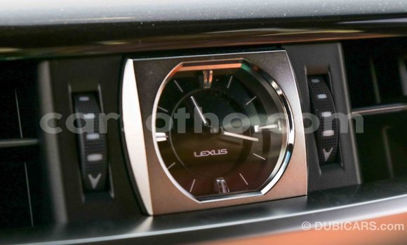 اشتري Imported Lexus LX White سيارة في Import - Dubai في Maseru اشتري Imported Lexus LX White سيارة في Import - Dubai في Maseru