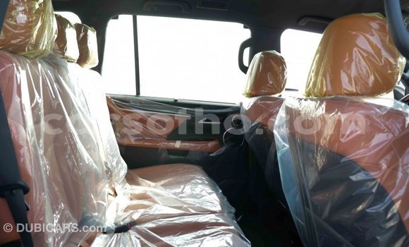 اشتري Imported Lexus LX White سيارة في Import - Dubai في Maseru اشتري Imported Lexus LX White سيارة في Import - Dubai في Maseru