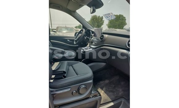 Buy Import Mercedes-Benz 250 Black Car in Import - Dubai in Maseru Buy Import Mercedes-Benz 250 Black Car in Import - Dubai in Maseru