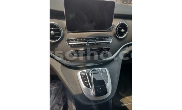 Buy Import Mercedes-Benz 250 Black Car in Import - Dubai in Maseru Buy Import Mercedes-Benz 250 Black Car in Import - Dubai in Maseru