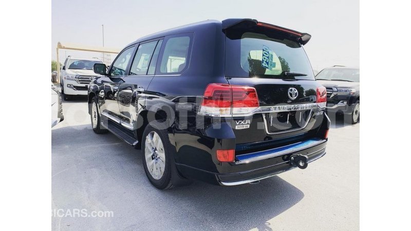 Big with watermark toyota land cruiser maseru import dubai 14565