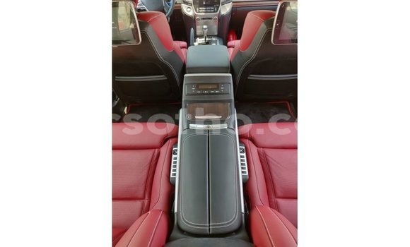 Sayi Imported Toyota Land Cruiser Black Mota in Import - Dubai a Maseru Sayi Imported Toyota Land Cruiser Black Mota in Import - Dubai a Maseru