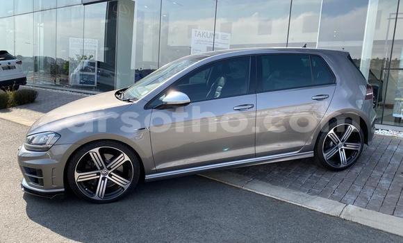 اشتري مستعمل Volkswagen Golf Silver سيارة في Butha Buthe في Butha-Buthe اشتري مستعمل Volkswagen Golf Silver سيارة في Butha Buthe في Butha-Buthe