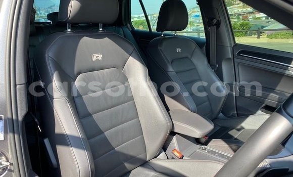 اشتري مستعمل Volkswagen Golf Silver سيارة في Butha Buthe في Butha-Buthe اشتري مستعمل Volkswagen Golf Silver سيارة في Butha Buthe في Butha-Buthe