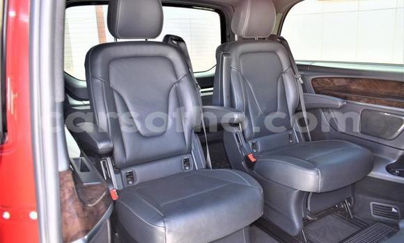 Sayi Na hannu Mercedes-Benz V-klasse Red Mota in Hlotse a Leribe Sayi Na hannu Mercedes-Benz V-klasse Red Mota in Hlotse a Leribe