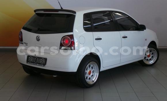 اشتري مستعمل Volkswagen Polo White سيارة في Maseru في Maseru اشتري مستعمل Volkswagen Polo White سيارة في Maseru في Maseru